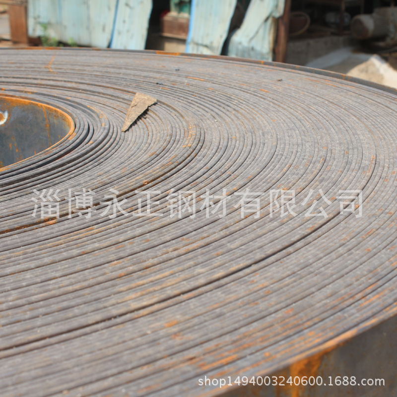 ����־���